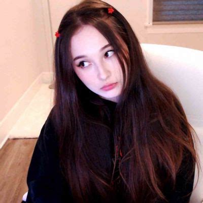 TinaKitten Age, Boyfriend, Height, Real Name, Wiki,。